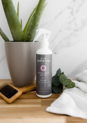 Detangle Spray